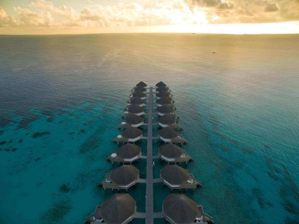 Angaga Island Resort And Spa Dış mekan fotoğraf