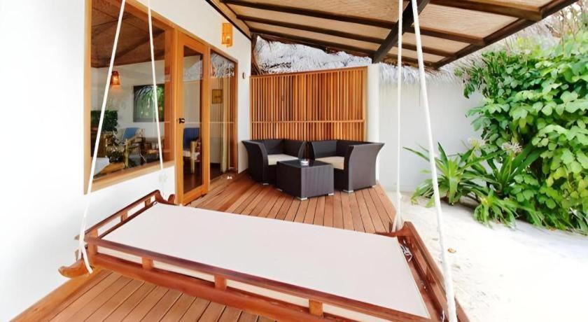 Angaga Island Resort And Spa Dış mekan fotoğraf