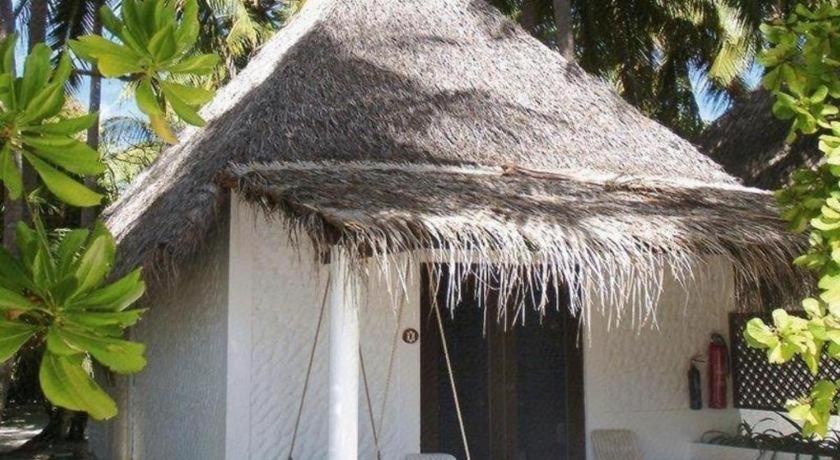 Angaga Island Resort And Spa Dış mekan fotoğraf