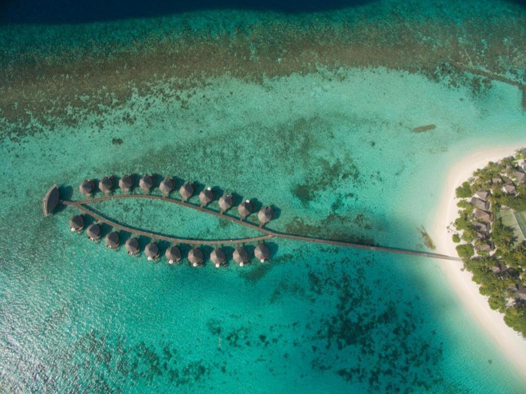 Angaga Island Resort And Spa Dış mekan fotoğraf