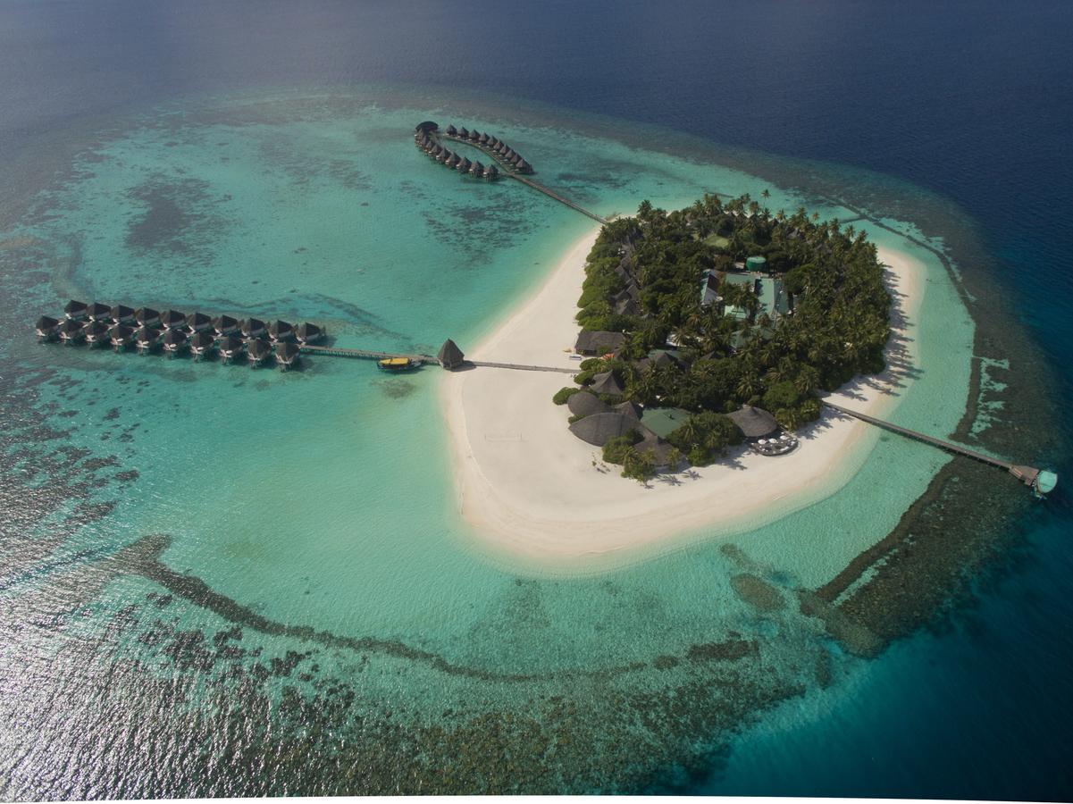 Angaga Island Resort And Spa Dış mekan fotoğraf